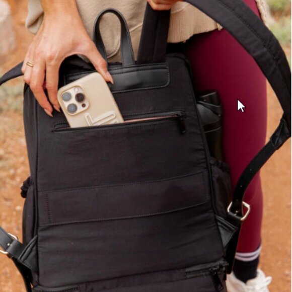 Poppy & Peonies : Summit Backpack, Black - BRAND NEW - Picture 4 of 4